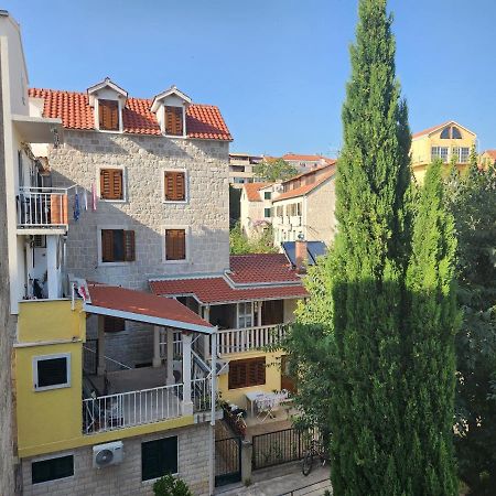 Rooms Dubai Split Luaran gambar